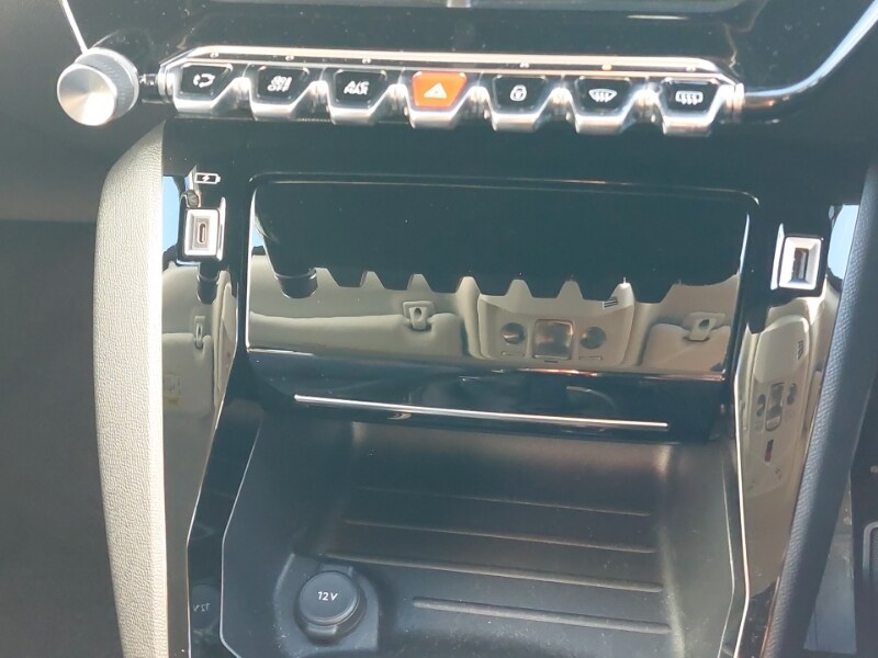 Used Peugeot 2008 2022 for sale - 76683838: Photo 16