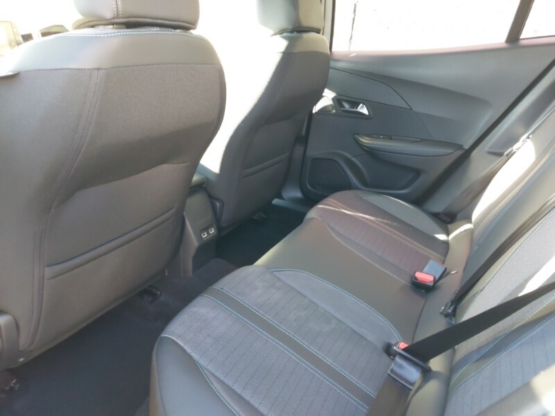 Used Peugeot 2008 2022 for sale - 76683838: Photo 6