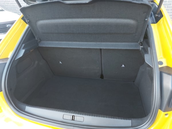 Used Peugeot 208 2020 for sale - 76135045: Photo 8
