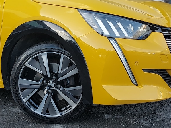 Used Peugeot 208 2020 for sale - 76135045: Photo 9
