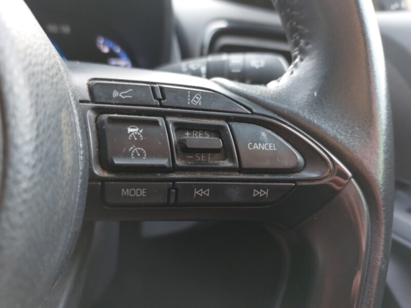 Used Toyota Yaris Cross 2022 for sale - 77816432: Photo 14