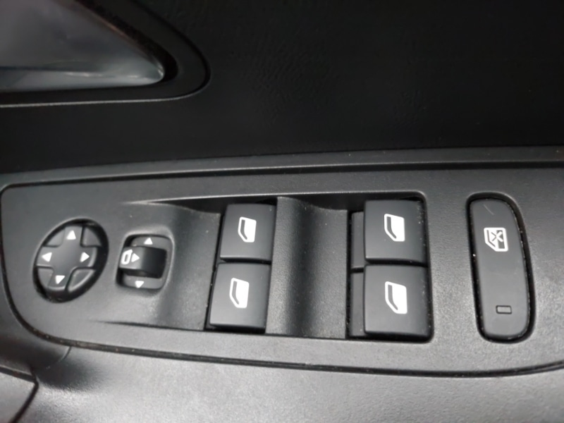 Used Peugeot 2008 2023 for sale - 77466273: Photo 12