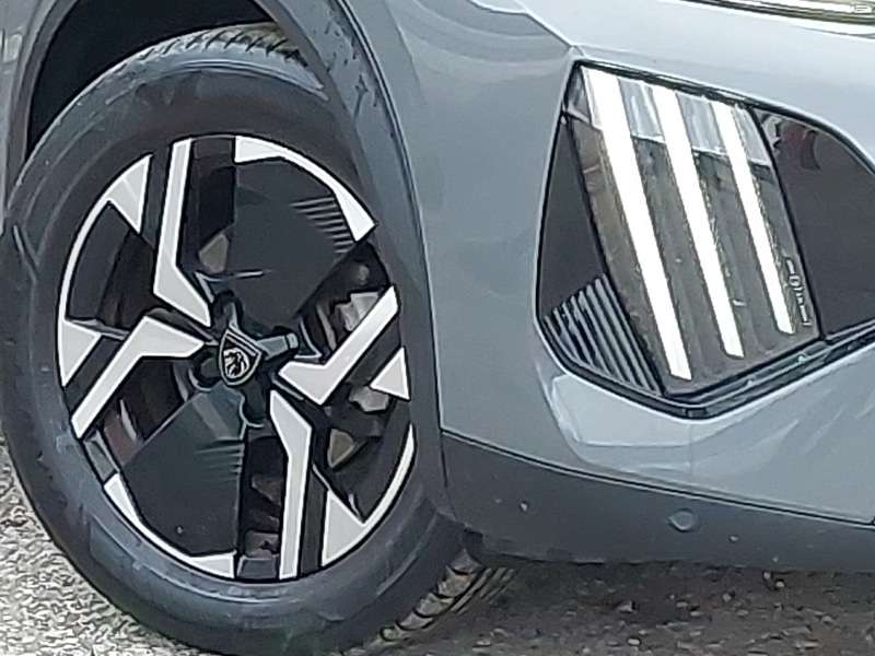 Used Peugeot 2008 2023 for sale - 77466273: Photo 9