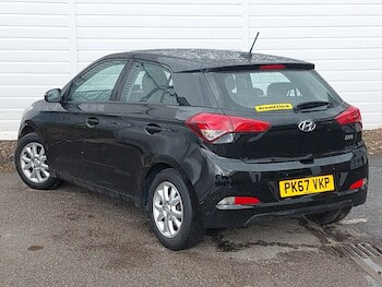 Used Hyundai i20 2017 for sale - 78403471: Photo