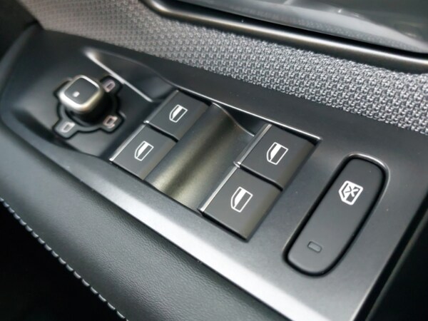 Used Vauxhall Grandland 2024 for sale - 75500788: Photo 17