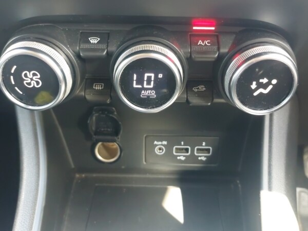 Used Renault Captur 2020 for sale - 76054432: Photo 15