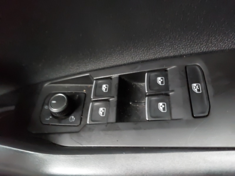 Used Volkswagen Polo 2019 for sale - 77669532: Photo 12