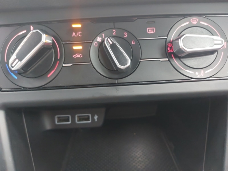 Used Volkswagen Polo 2018 for sale - 76911770: Photo 18