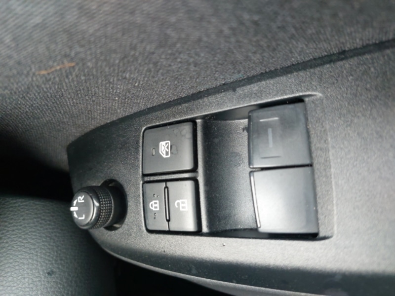 Used Toyota Yaris 2023 for sale - 77797545: Photo 19