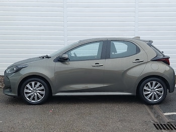 Used Toyota Yaris 2023 for sale - 77797545: Photo