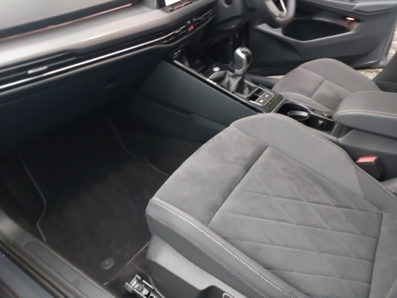 Used Volkswagen Golf 2024 for sale - 76721544: Photo 5