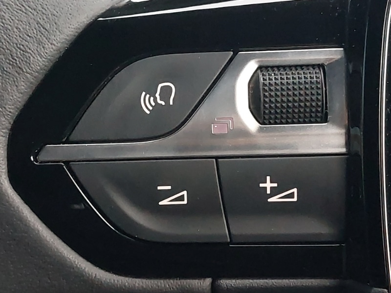 Used Peugeot 2008 2024 for sale - 76864490: Photo 13