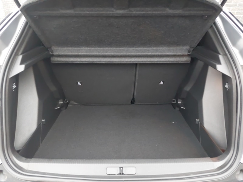 Used Peugeot 2008 2024 for sale - 76864490: Photo 8