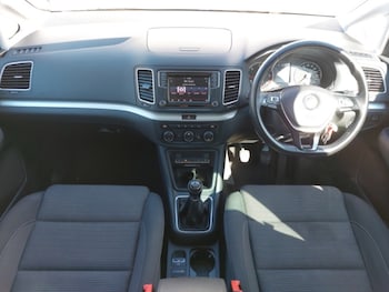 Used Volkswagen Sharan 2019 for sale - 78440064: Photo