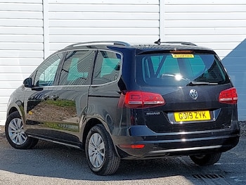 Used Volkswagen Sharan 2019 for sale - 78440064: Photo