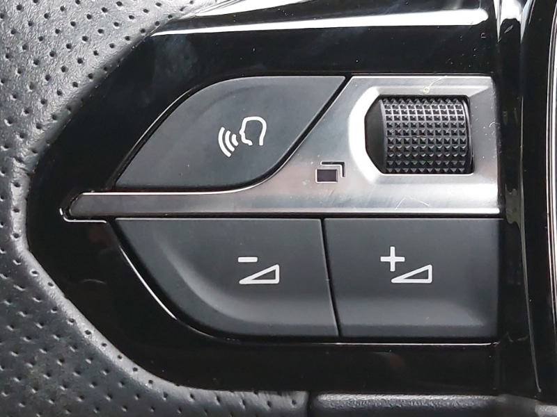 Used Peugeot 2008 2022 for sale - 77299531: Photo 18