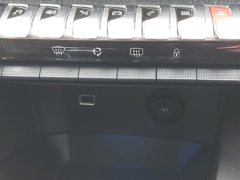 Used Peugeot 3008 2019 for sale - 77596094: Photo 15