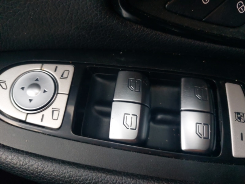 Used Mercedes-Benz C Class 2018 for sale - 76414829: Photo 15