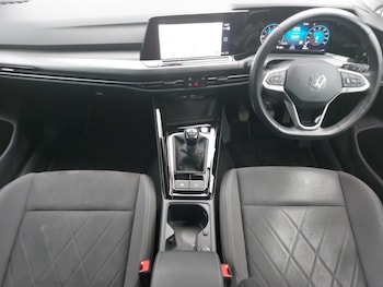 Used Volkswagen Golf 2023 for sale - 77284336: Photo