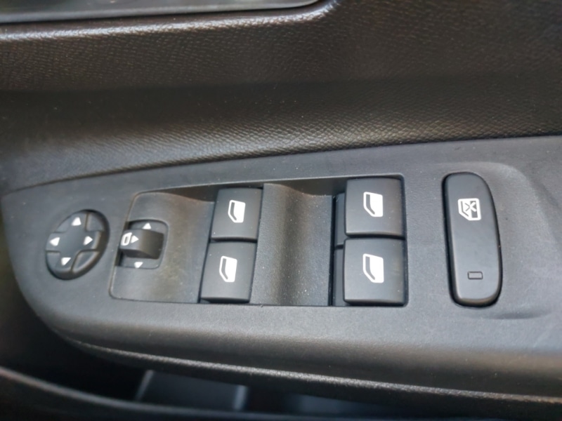 Used Vauxhall Corsa 2023 for sale - 76054946: Photo 12