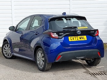 Used Toyota Yaris 2023 for sale - 78853503: Photo