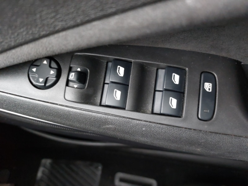 Used Vauxhall Crossland 2021 for sale - 77078245: Photo 12