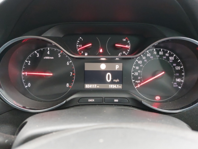 Used Vauxhall Crossland 2021 for sale - 77078245: Photo 15