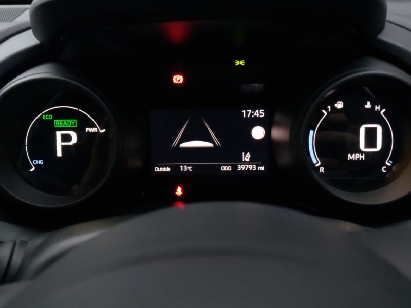 Used Toyota Yaris Cross 2022 for sale - 76297970: Photo 10