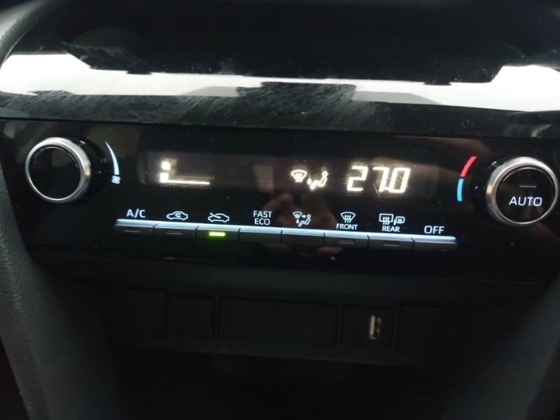 Used Toyota Yaris Cross 2022 for sale - 76297970: Photo 14