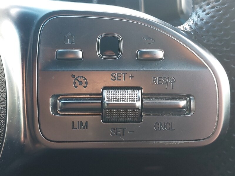 Used Mercedes-Benz EQC 2021 for sale - 76788847: Photo 13