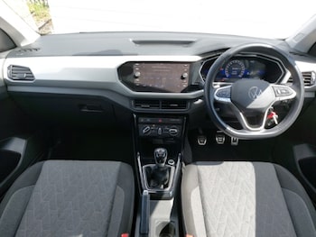 Used Volkswagen T-Cross 2024 for sale - 79343459: Photo