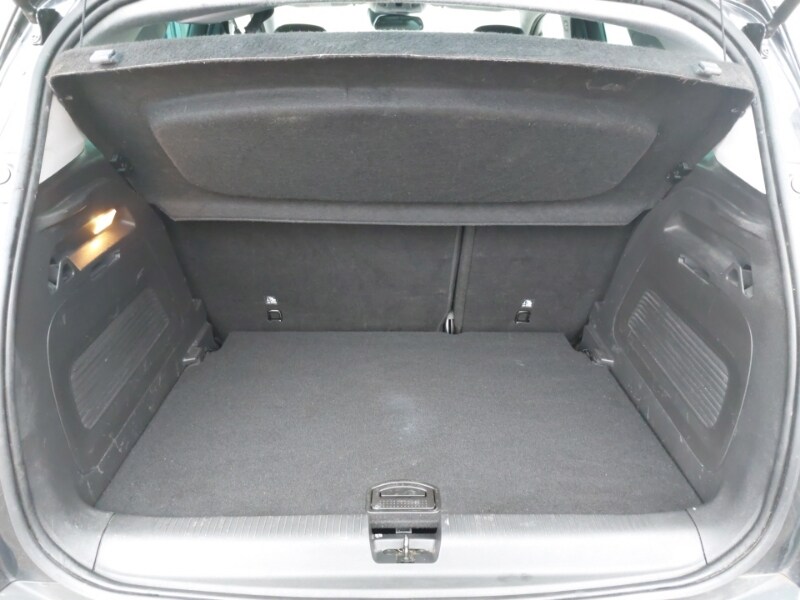 Used Vauxhall Crossland 2023 for sale - 78079789: Photo 8