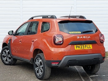 Used Dacia Duster 2023 for sale - 78905574: Photo