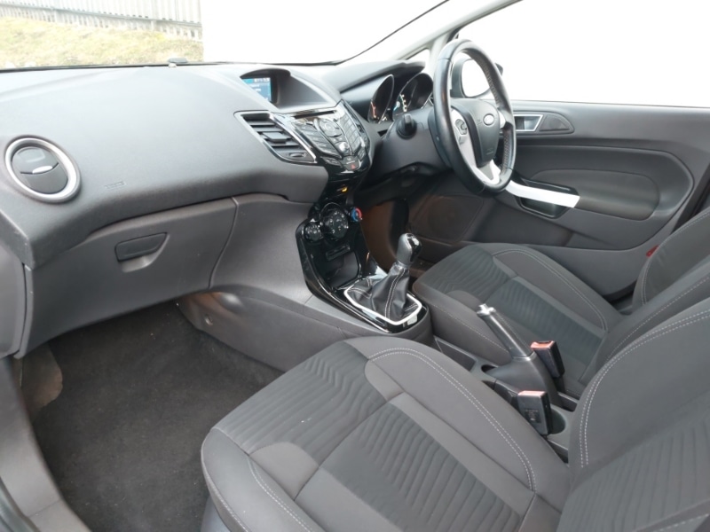 Used Ford Fiesta 2015 for sale - 77357739: Photo 5