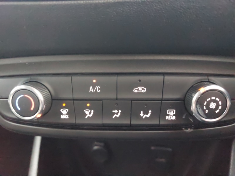 Used Vauxhall Crossland 2022 for sale - 76407941: Photo 16