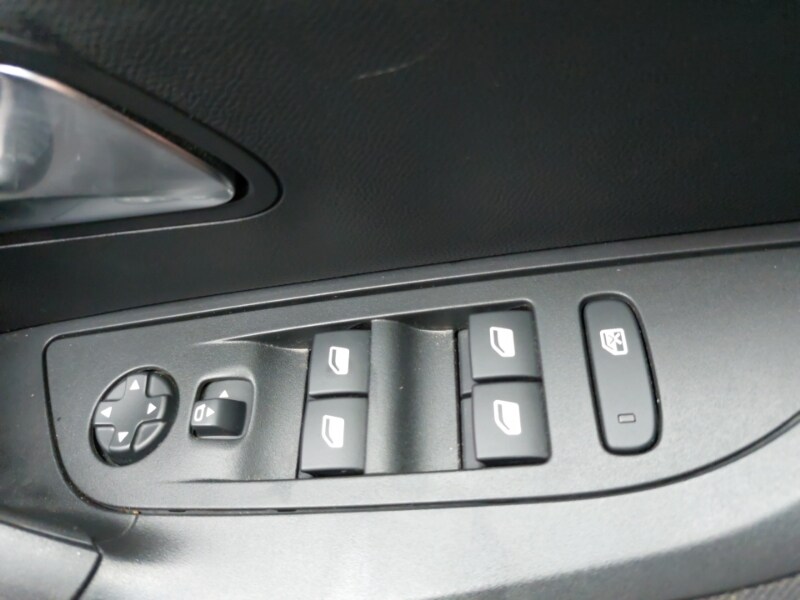 Used Peugeot 2008 2024 for sale - 77663968: Photo 12