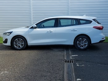 Used Ford Focus 2023 for sale - 79685879: Photo