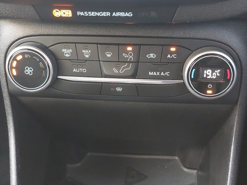 Used Ford Fiesta 2018 for sale - 77999608: Photo 15