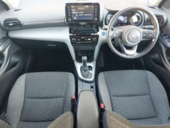 Used Toyota Yaris Cross 2022 for sale - 74712105: Photo