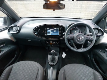 Used Toyota Aygo X 2023 for sale - 76854005: Photo