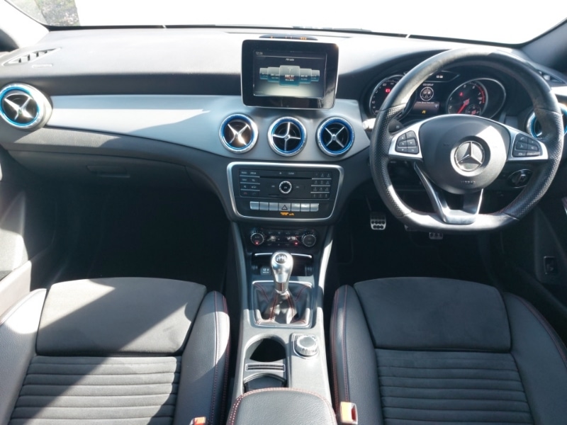 Used Mercedes-Benz CLA 2018 for sale - 77922326: Photo 2