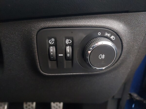Used Vauxhall ADAM 2018 for sale - 76258391: Photo 14