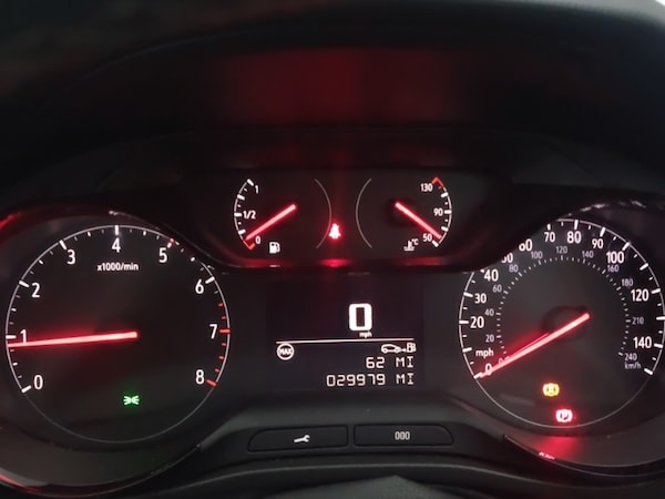 Used Vauxhall Crossland 2023 for sale - 76335793: Photo 10