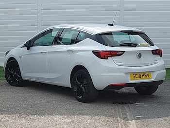 Used Vauxhall Astra 2018 for sale - 79286058: Photo