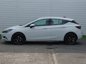 Used Vauxhall Astra 2018 for sale - 79286058: Photo