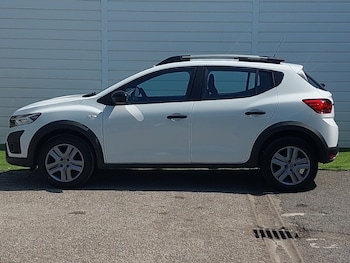 Used Dacia Sandero Stepway 2022 for sale - 79231606: Photo