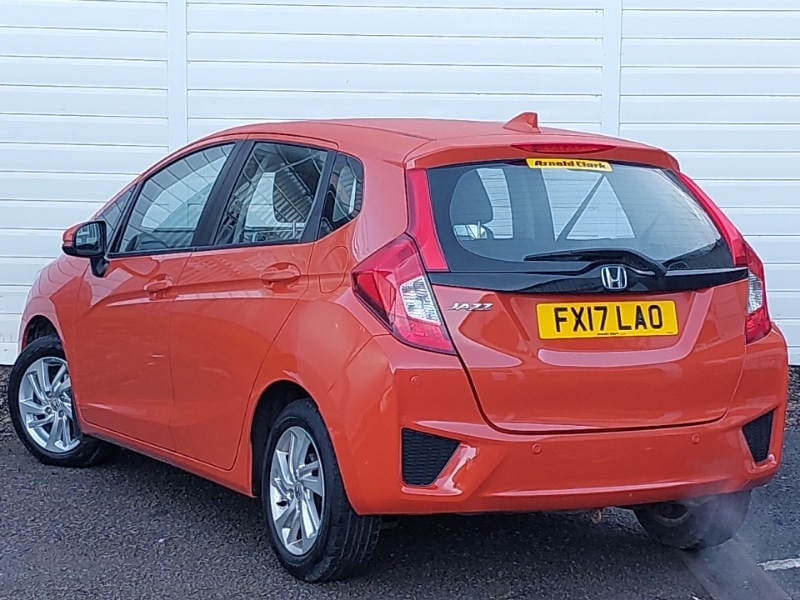 Used Honda Jazz 2017 for sale - 77197974: Photo 3