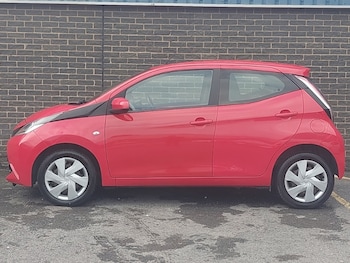 Used Toyota AYGO 2017 for sale - 76066431: Photo 4