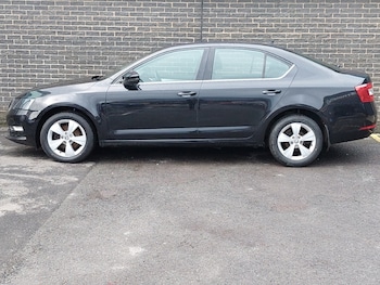 Used Skoda Octavia 2017 for sale - 77004705: Photo