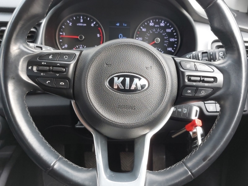 Used Kia Stonic 2018 for sale - 78061263: Photo 11